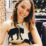 Insegnante madrelingua con esperienza di 4 anni offre le lezioni private e nel gruppo online